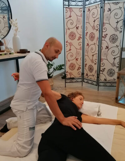 Massaggiatore Venegono Superiore (VA) Massaggi DIABASI®