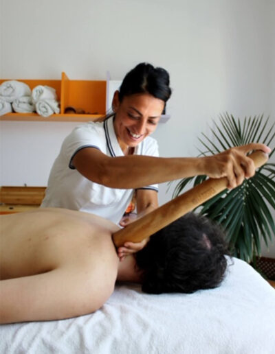 Massaggiatrice Modena (MO) Massaggi DIABASI®