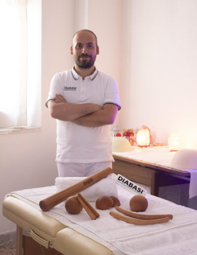 Massaggiatore Caraffa di CAtanzaro (CZ) Massaggi DIABASI®